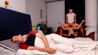 I SHARE A BED WITH MY STEPSISTER AND HER DAD, WE FUCK BEHIND HIS BACK IN THE SAME BED