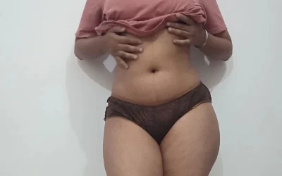 Hot Desi Indian Muslim Girl Sana Making Nude Fingering Video