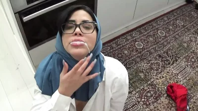Arab Porn With Sexy Algerian Secretary After A Long Day Of Hard Work